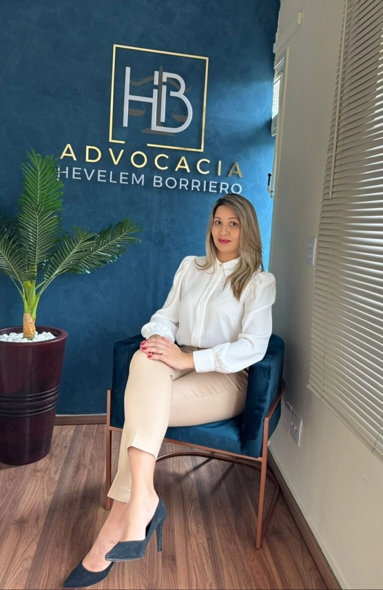 Dra. Hevelem Borriero - Advogada Trabalhista em Sao Paulo OAB/SP 402.364